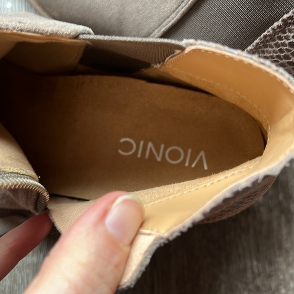 Vionic Anne Bootie - Picture 11 of 13